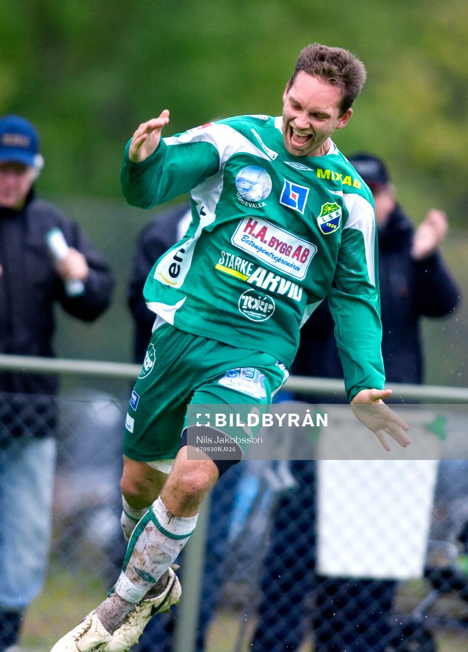 Andreas Kristoffersson, Ljungskile,  jubel, hoppar, hopp