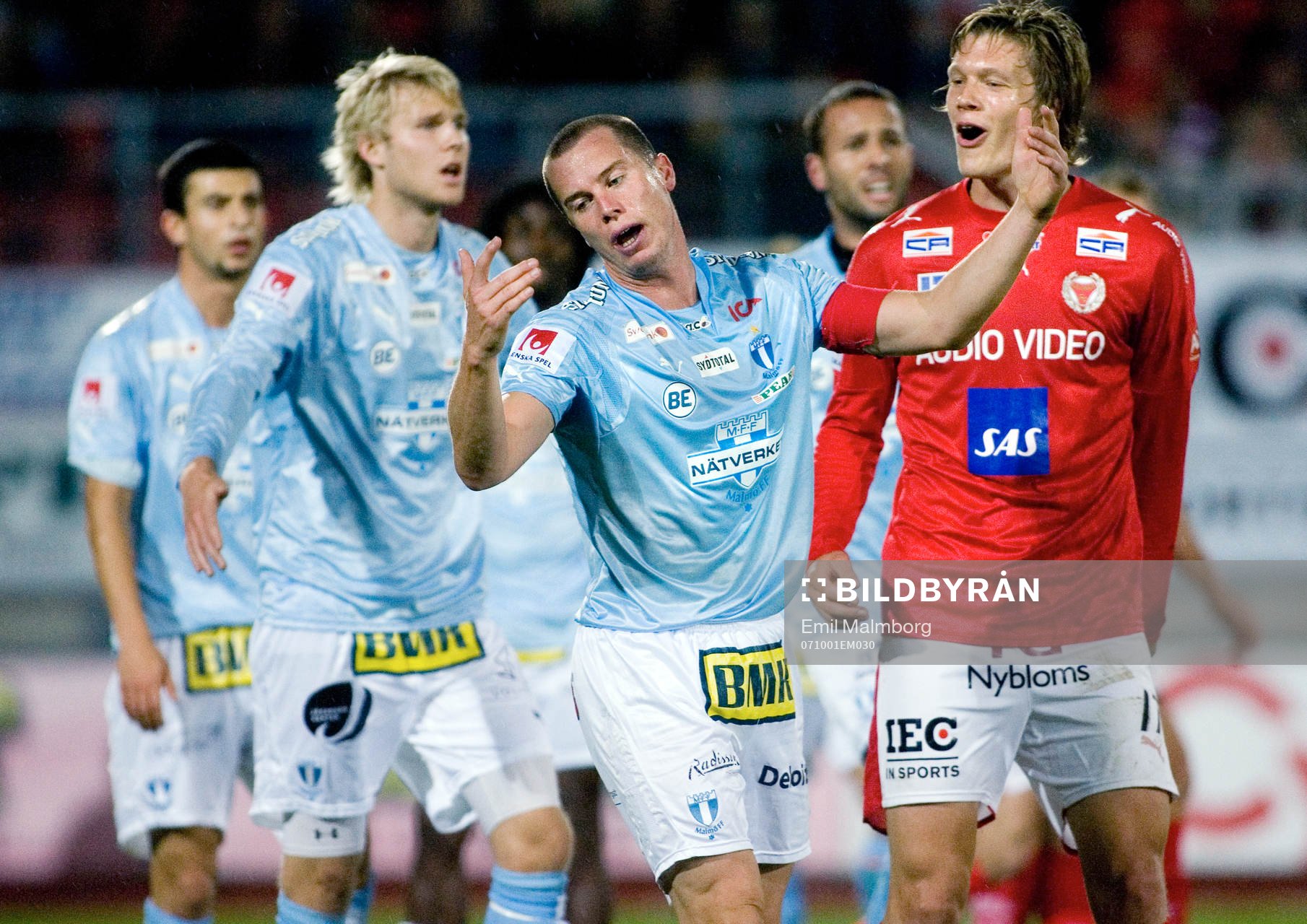 Daniel Andersson, MFF blir utvisad