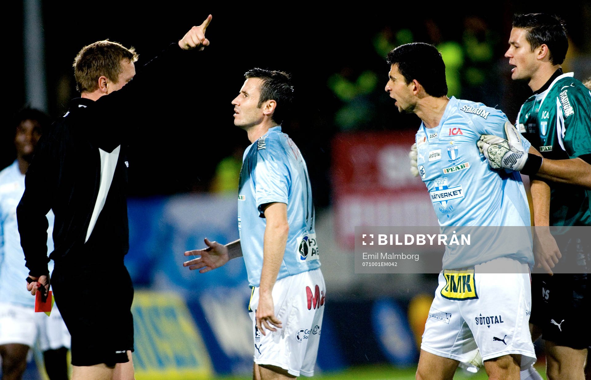 Yksel Osmanovski, MFF gnäller hos domaren