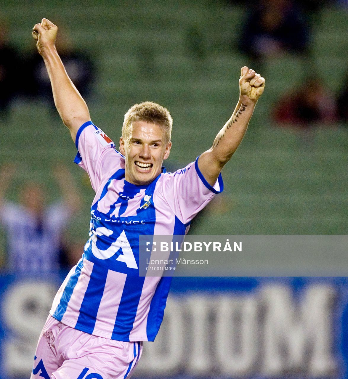 Pontus Wernbloom, Göteborg, jubel. Rosa bandet