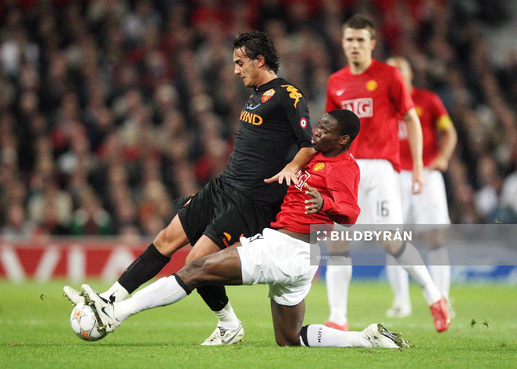   Louis Saha, Manchester och Alberto Aquilani, Roma