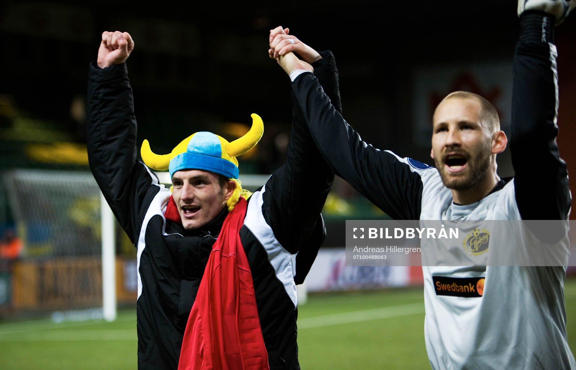 Johan Wiland, målvakt och James Keene