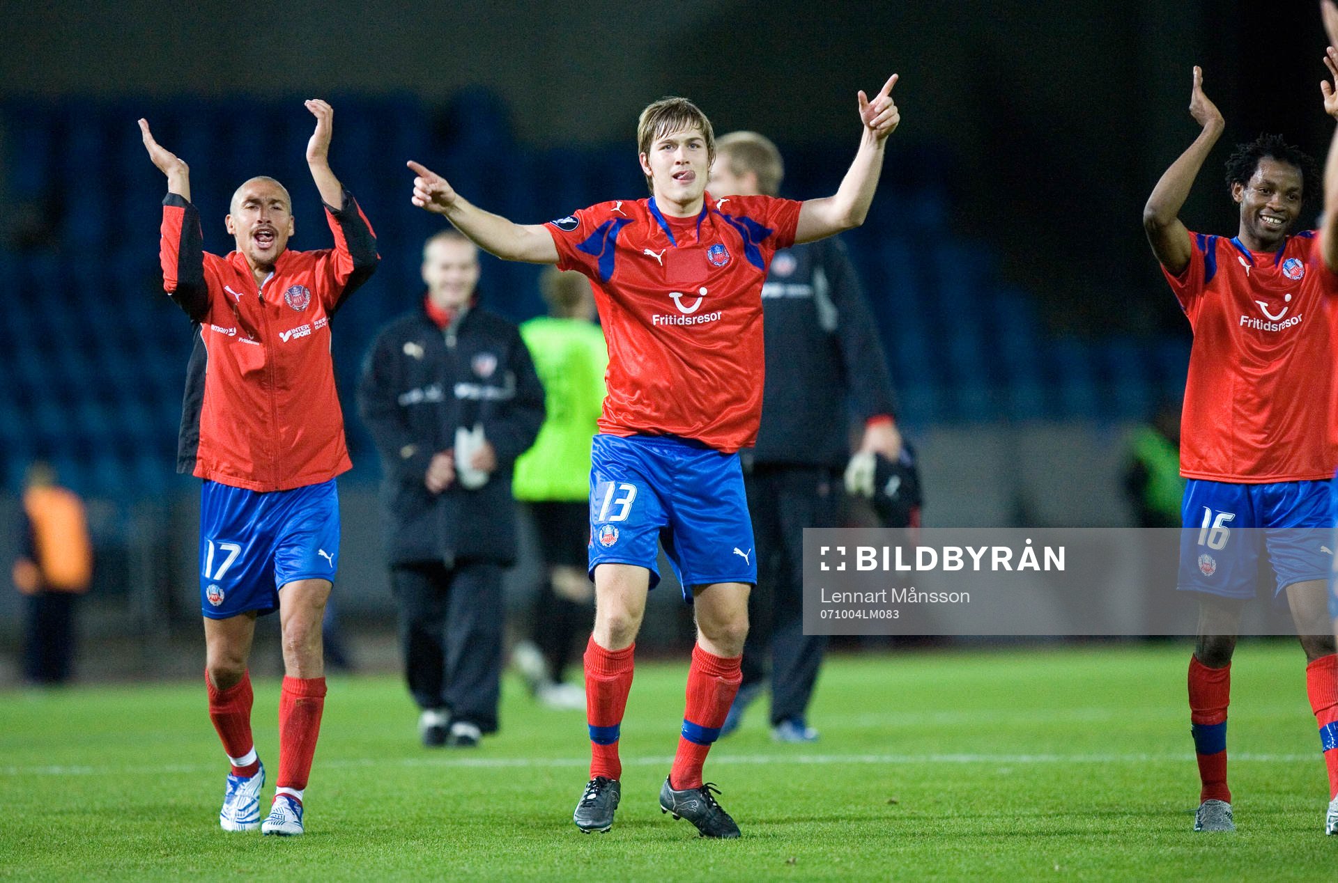 5-1, Henrik Larson och Skulason dansar