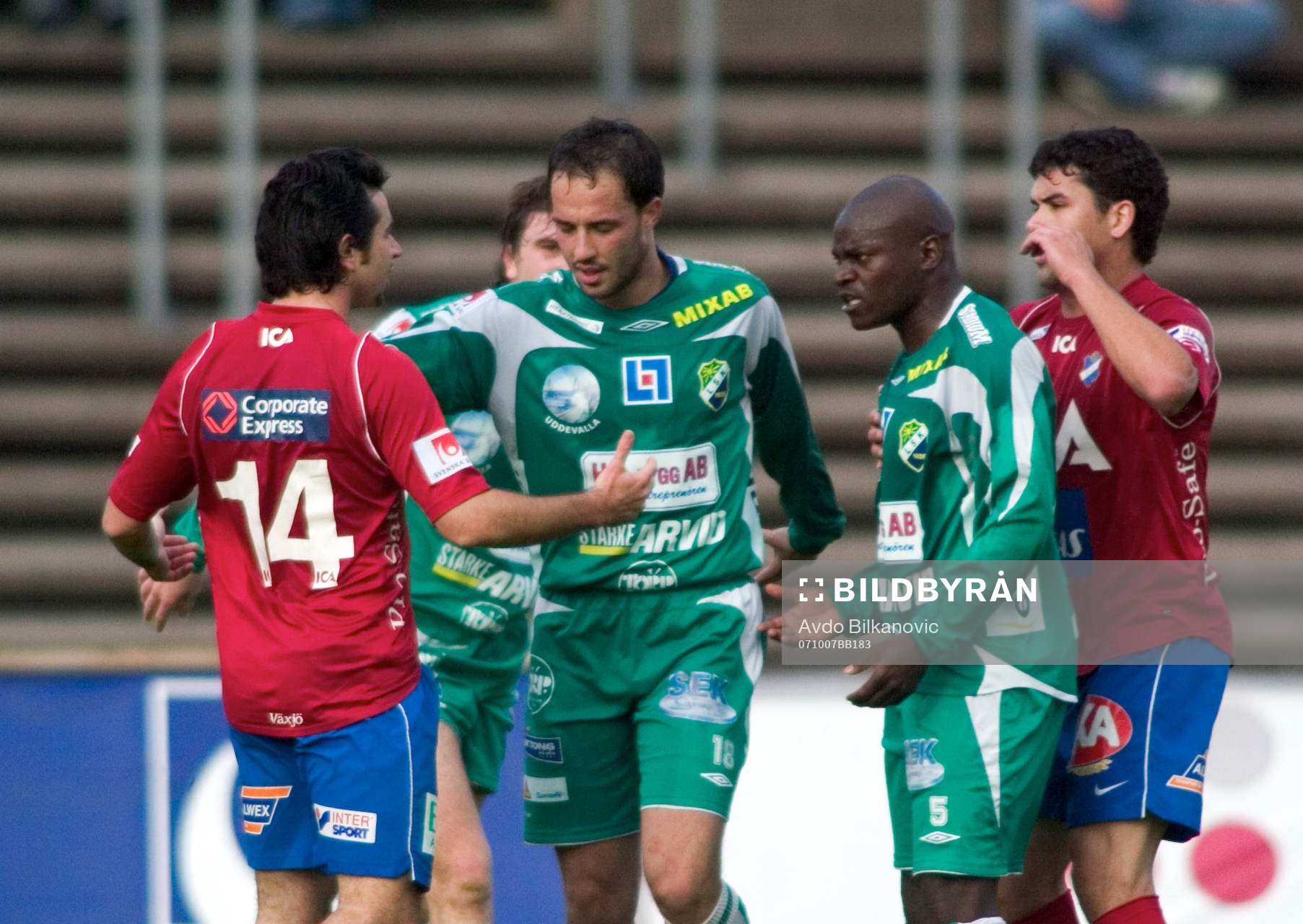 Bråk mellan Östers Gabriel Ucar och Ljungskiles Edwin