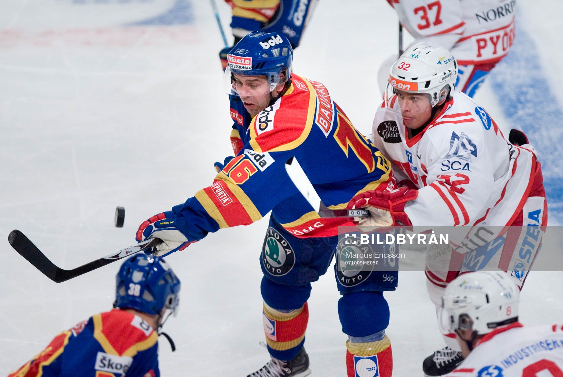 Nichlas Falk, Djurgården, och Riku Hahl, Timrå