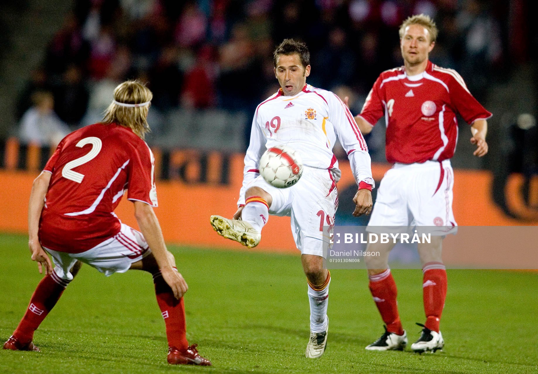   Christian Poulsen och Ulrik Laursen, Danmark och Raul Tamudo, Spanien.