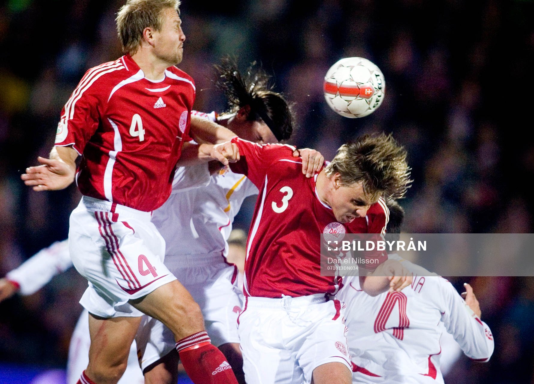  Martin Laursen och Ulrik Laursen, Danmark och Sergio Ramos och Darlos Marchena, Spanien.