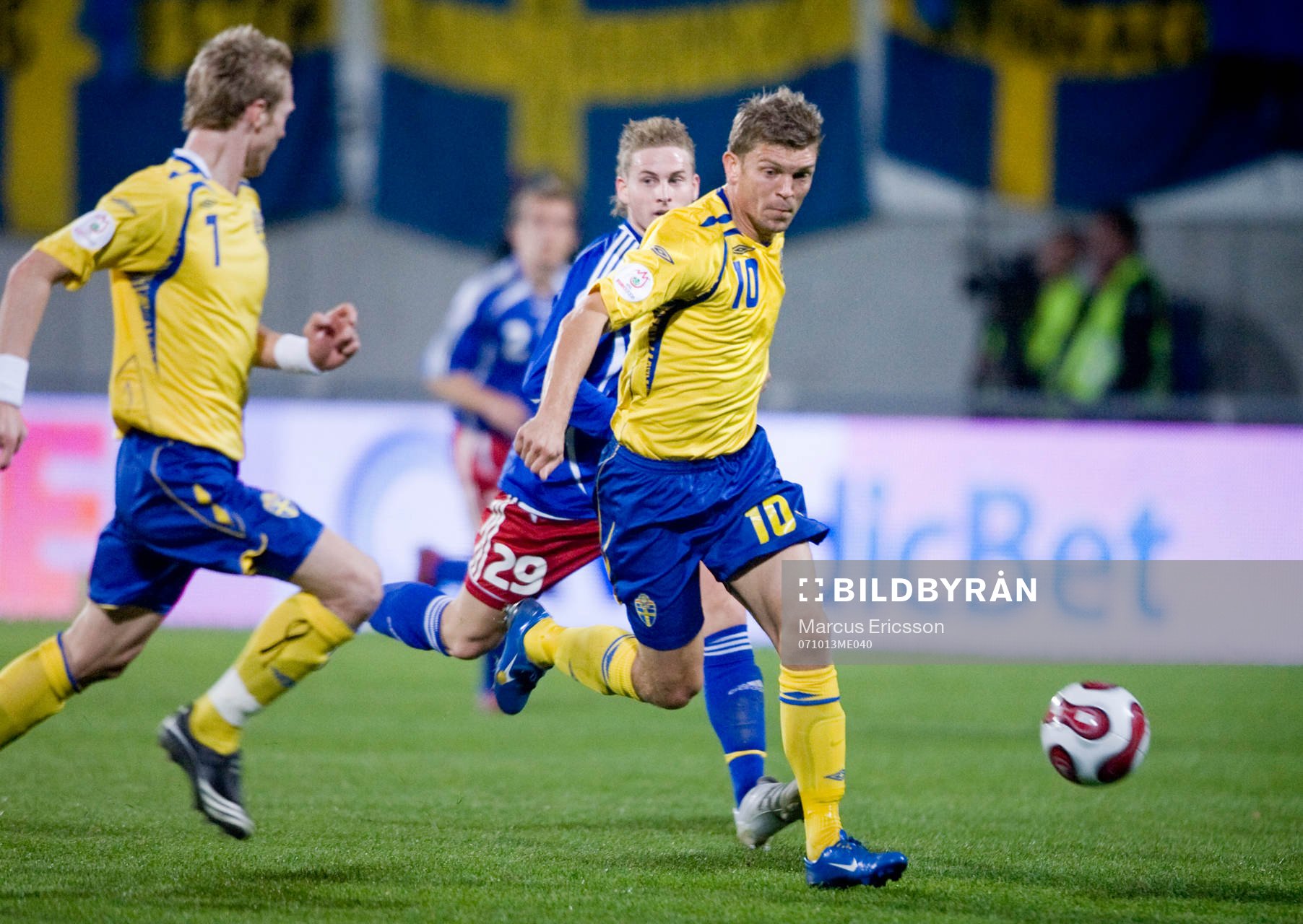 Marcus Allbäck, Sverige