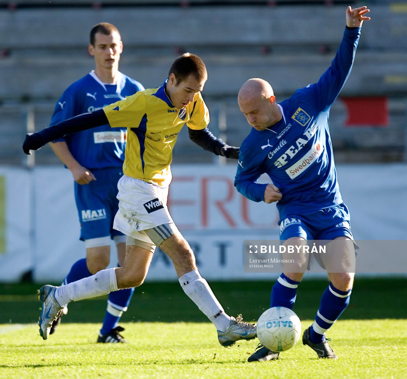 Zoran Jovanovic mot Max Mölder