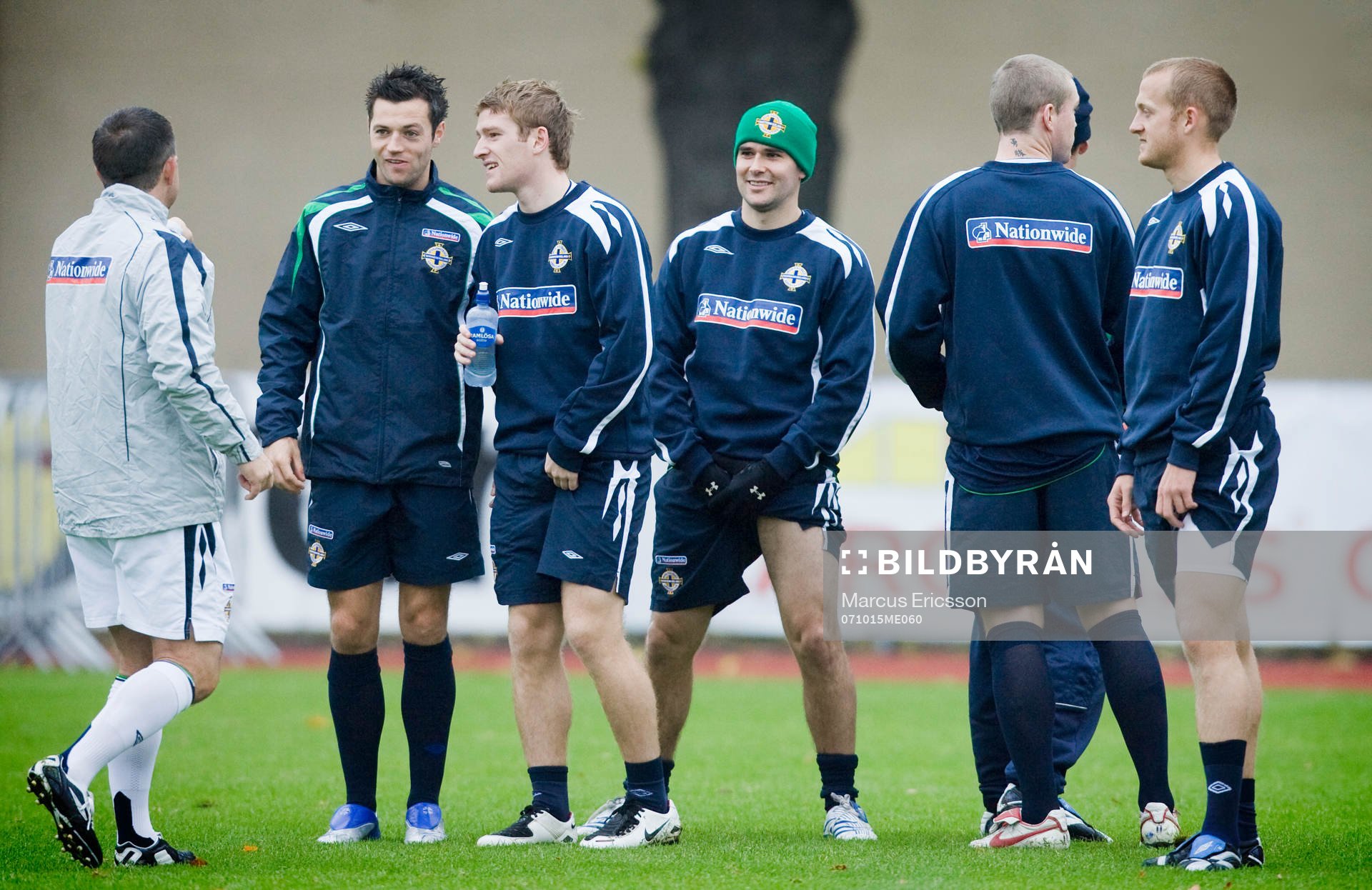 David Healy (med mössa)