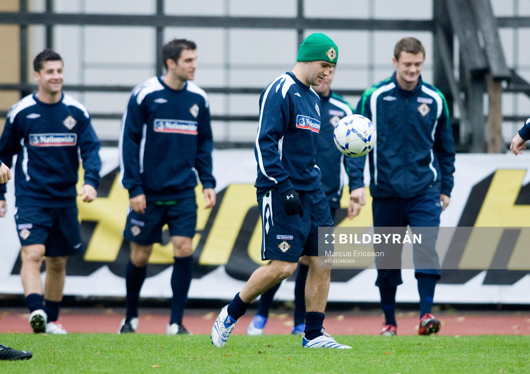 David Healy (med mössa)