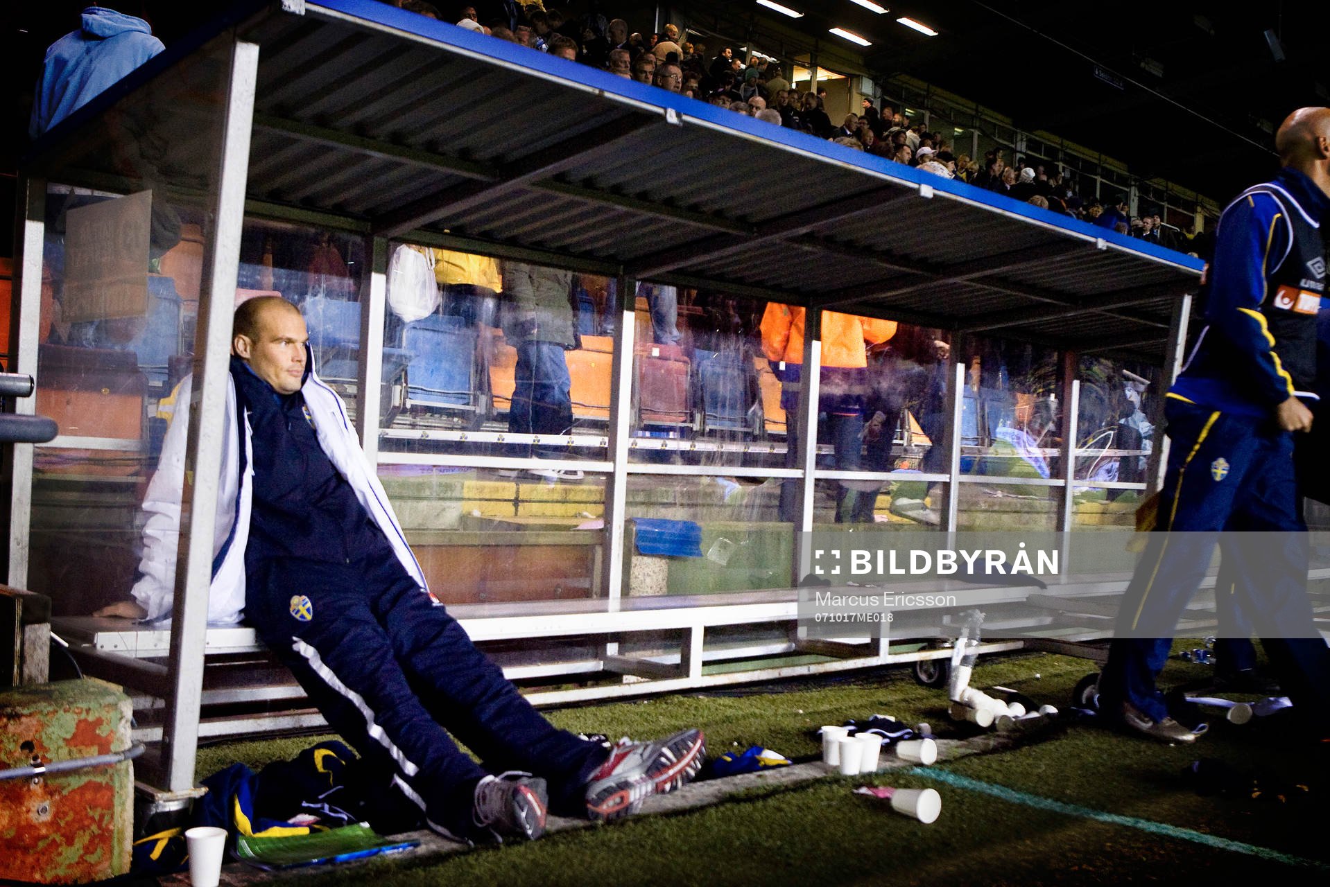 Fredrik Ljungberg deppar på bänken