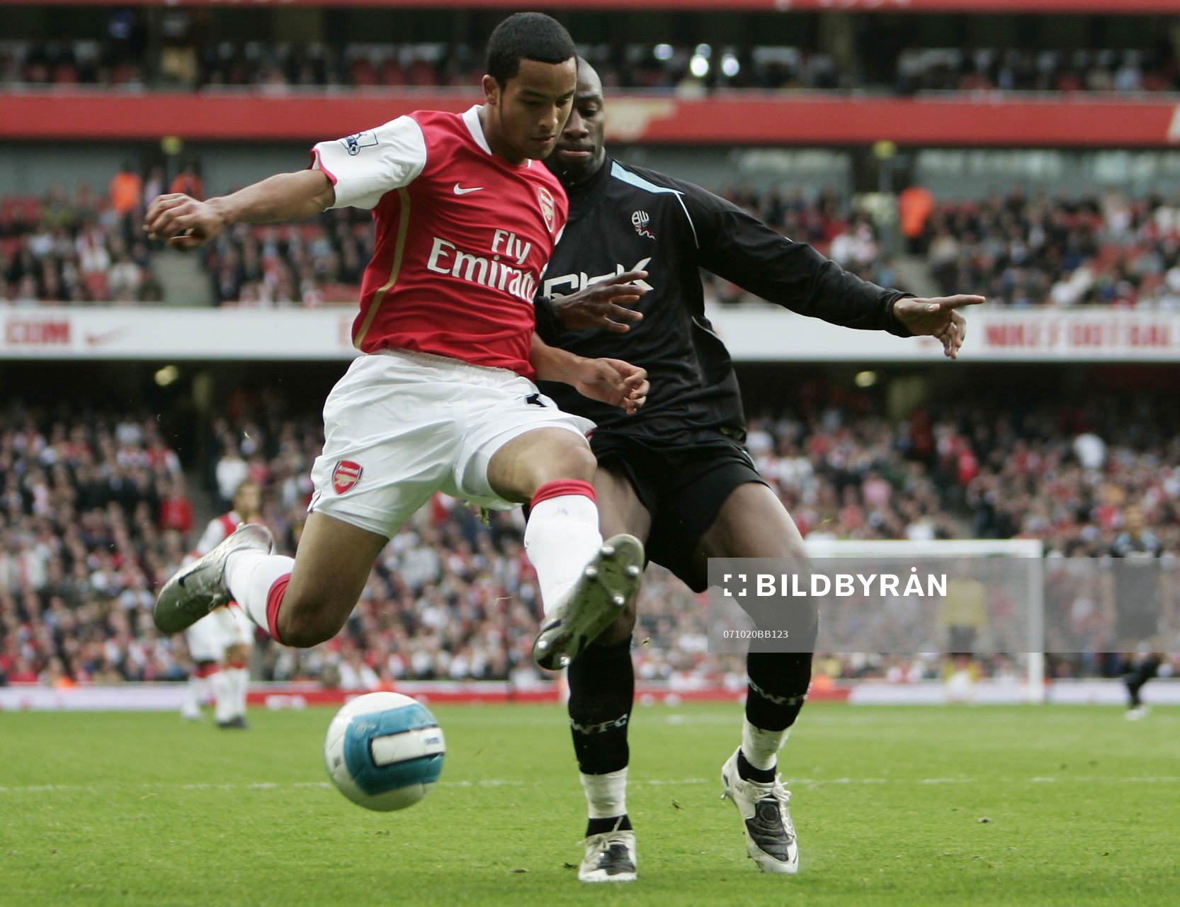 Abdoulaye Meite och Theo Walcott