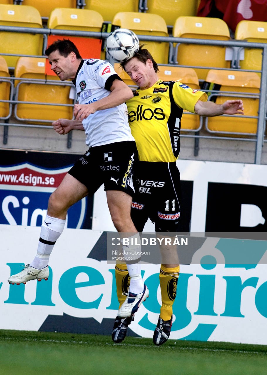 Lars Larsen, Örebro,  Daniel Mobaeck, Elfsborg