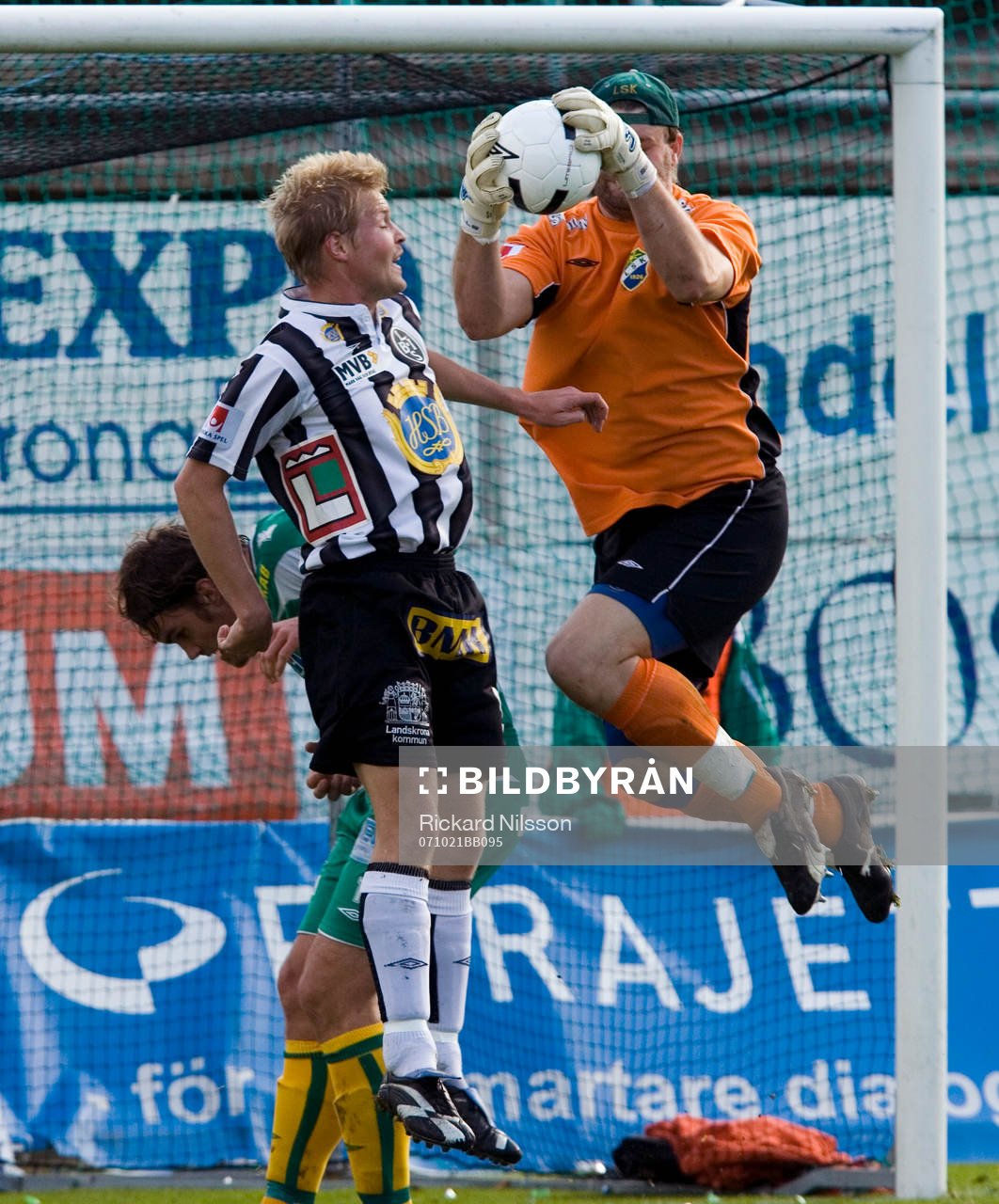  Matthias Eklund, Bois och Nicklas Svensson, målvakt, Ljungskile.