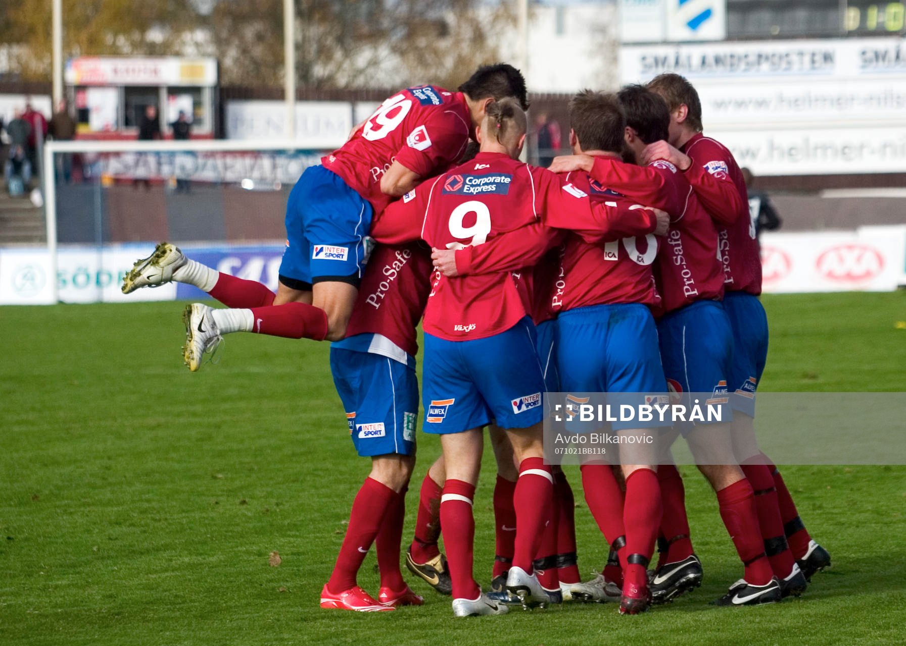  Öster spelare jubel efter 1-0.