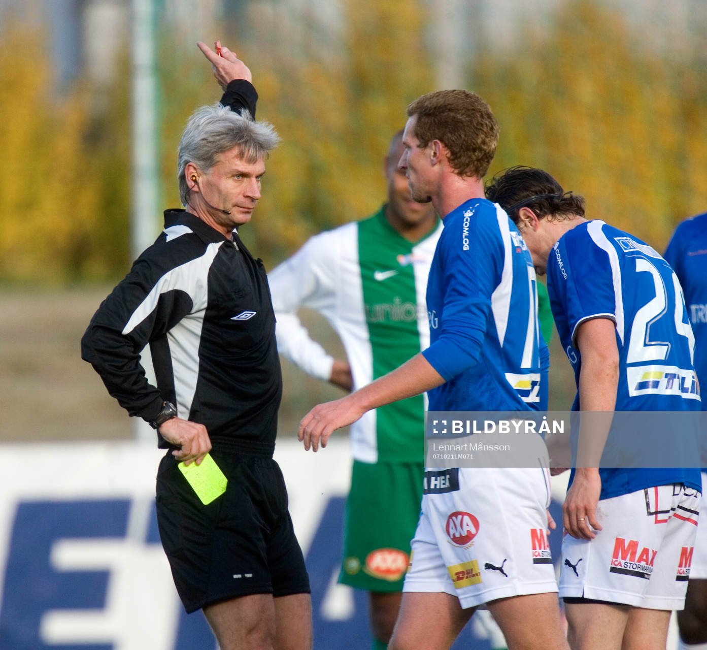  Peter Fröjdefeldt, domare. Varning. Gult kort.