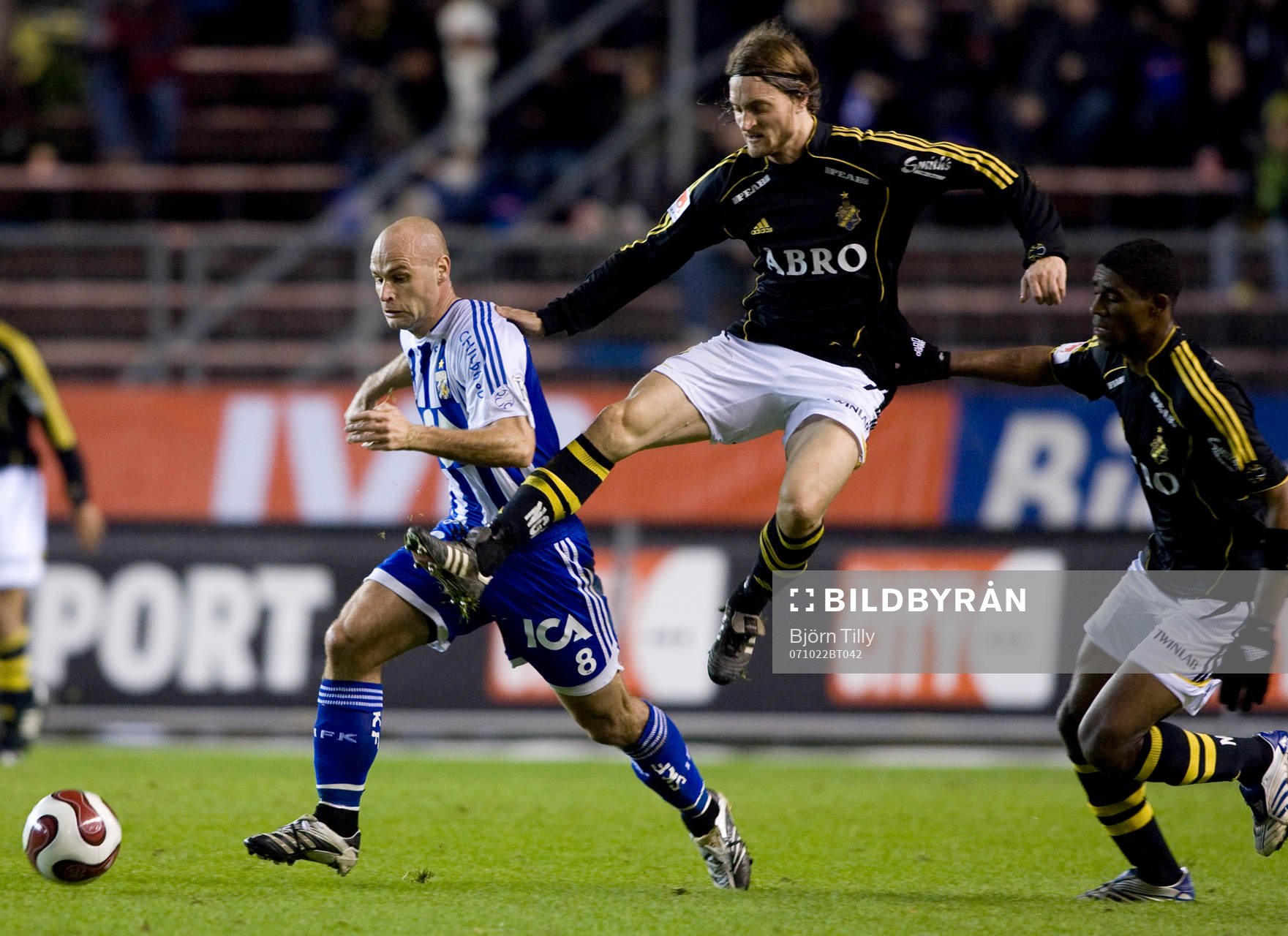Thomas Olsson, IFK Göteborg, Mats Rubarth, AIK, och Khari