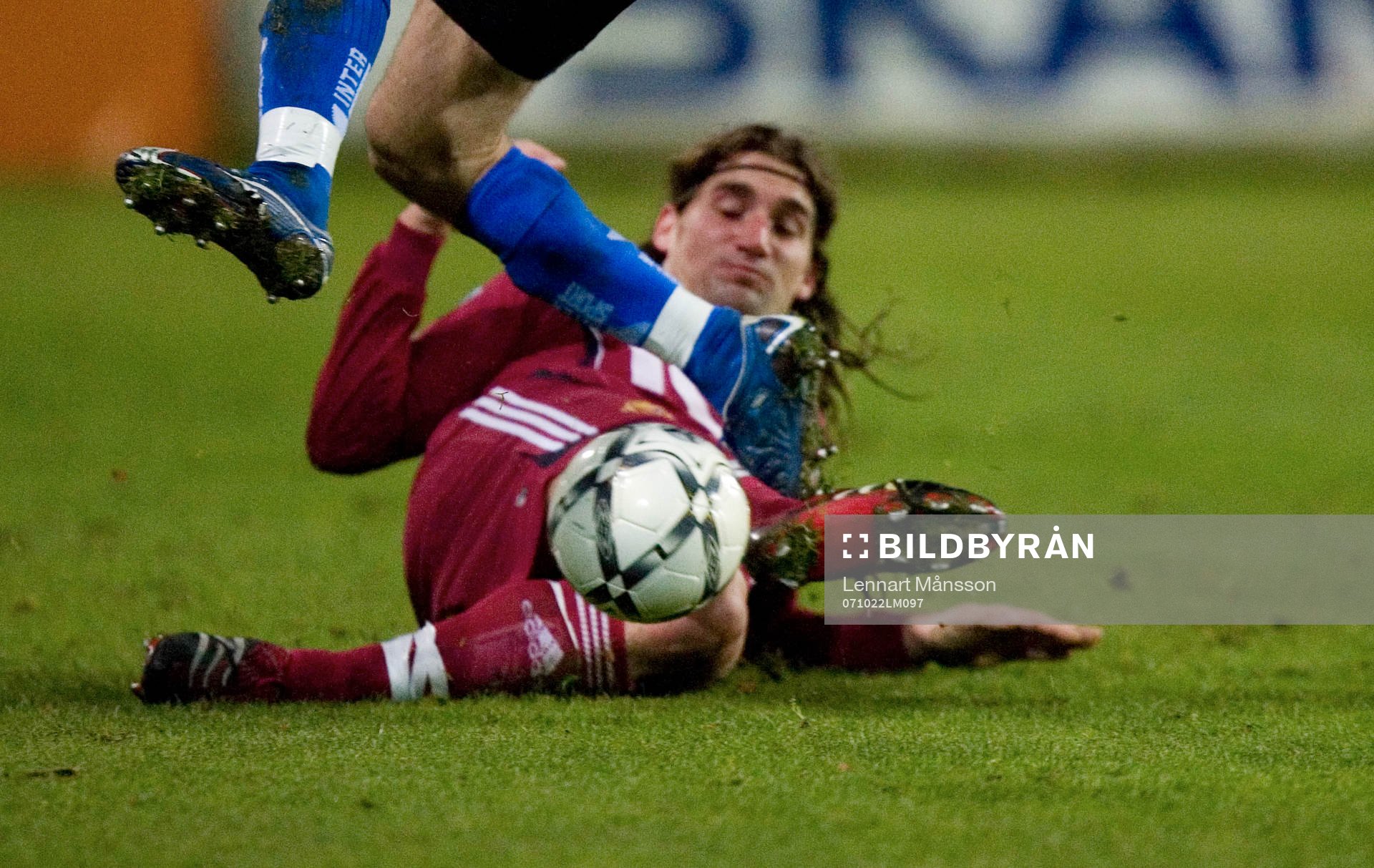 Jan Tauer, Djurgården. Genre, hoppar över, tackling