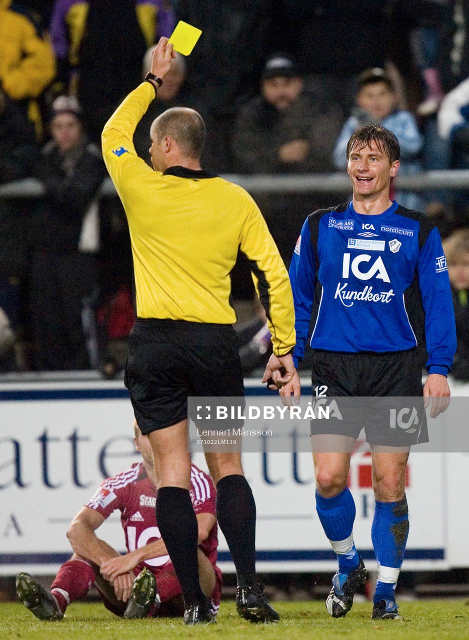 Tomas Zvirgzdauskas, Halmstad och Martin Hansson, domare.