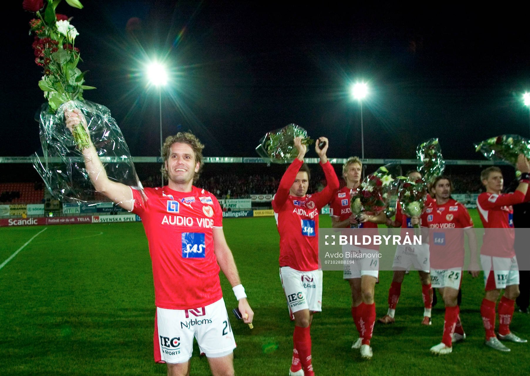 Lasse Johansson, Kalmar, tackar publiken, jubel
