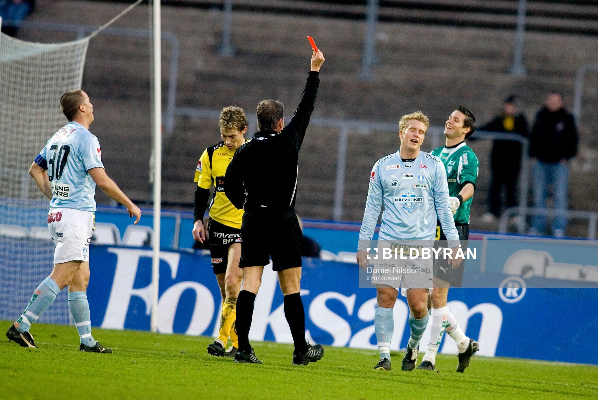 Joakim Nilsson, rött kort, utvisning