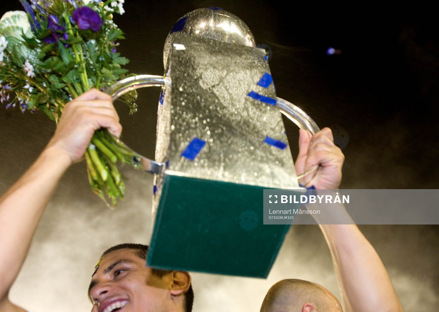 SM-guld, SM-buckla, Lennart Johanssons pokal, guldyra.