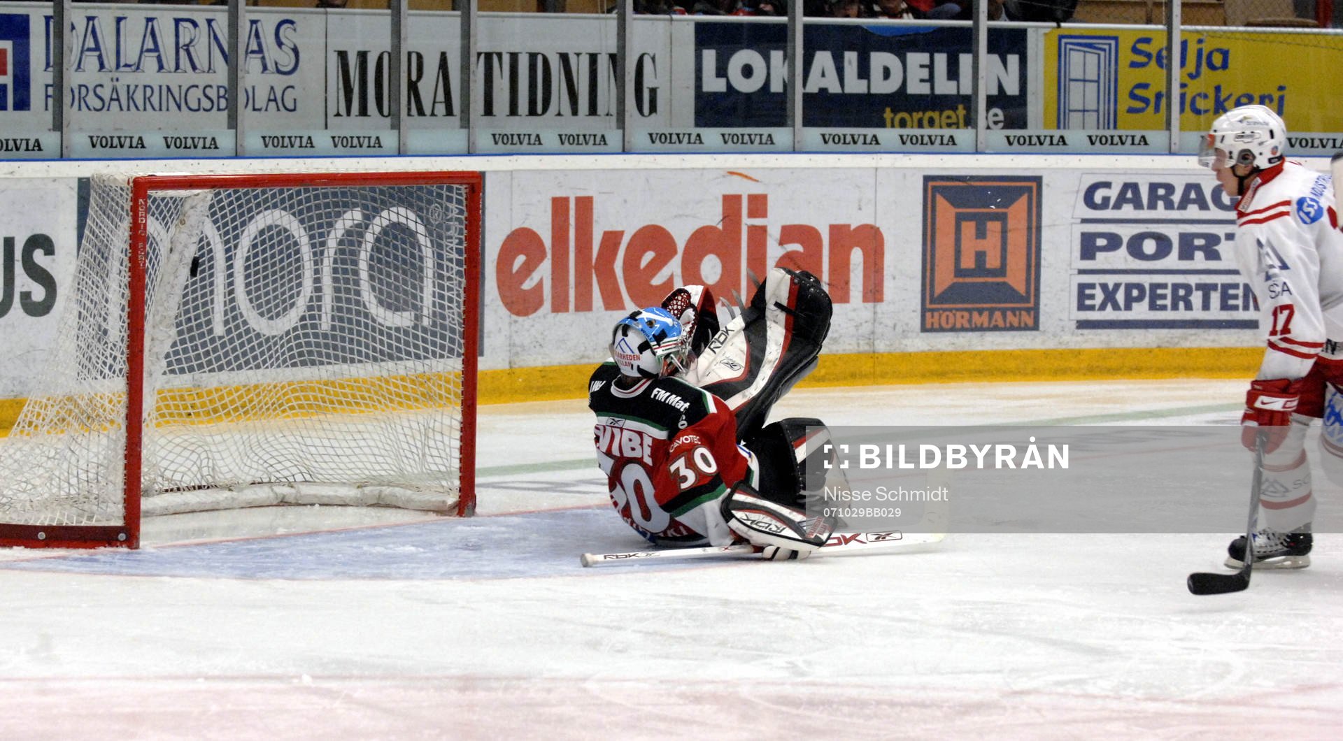 Johan Andersson, Timrå och Juha Pitkämäki, målvakt,