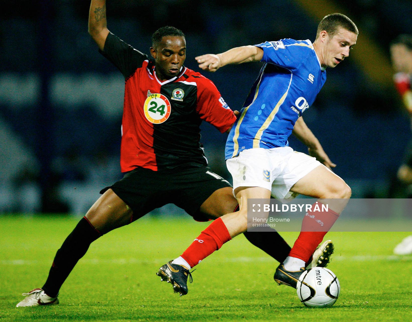 Benni McCarthy, Blackburn och Sean Davis, Portsmouth