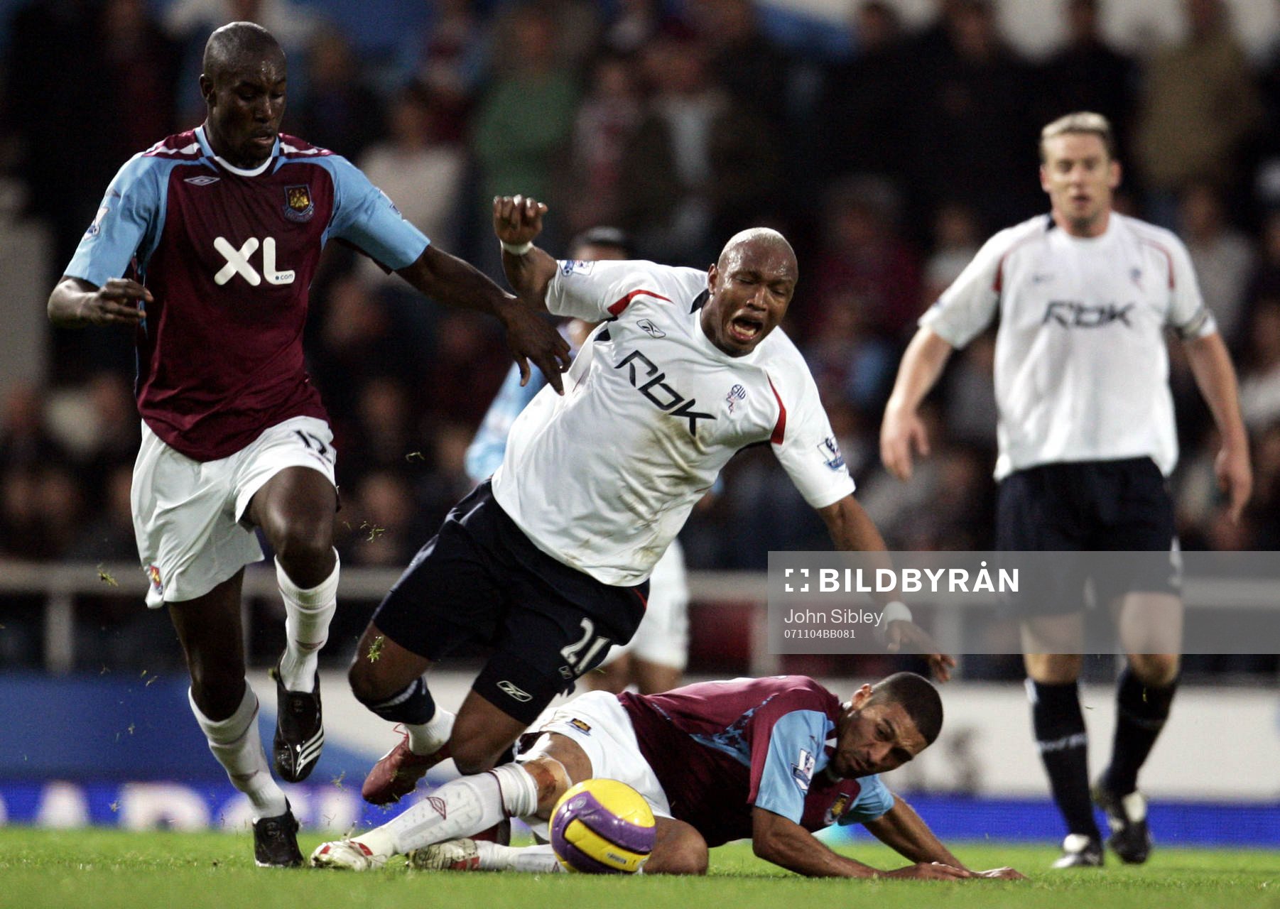 El Hadji Diouf, Bolton och Hayden Mullins, West Ham