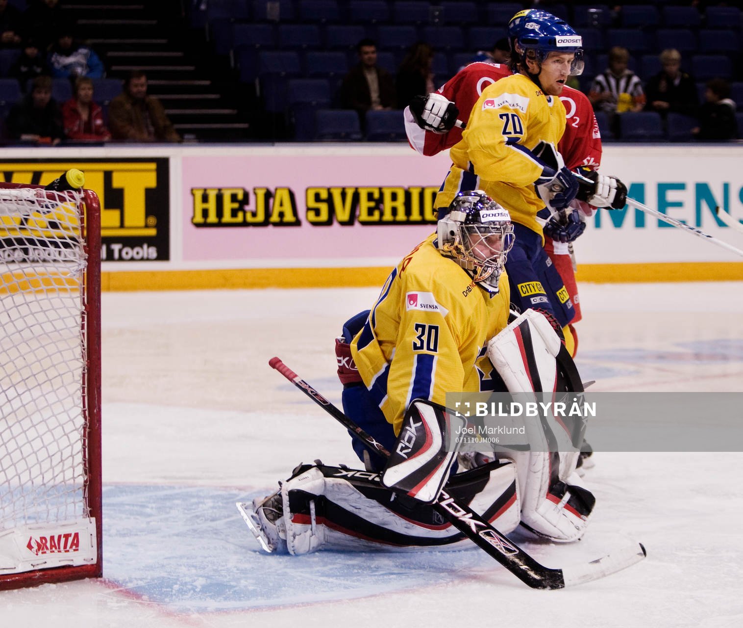 Jhonas Enroth, målvakt, Sverige, gjorde debut