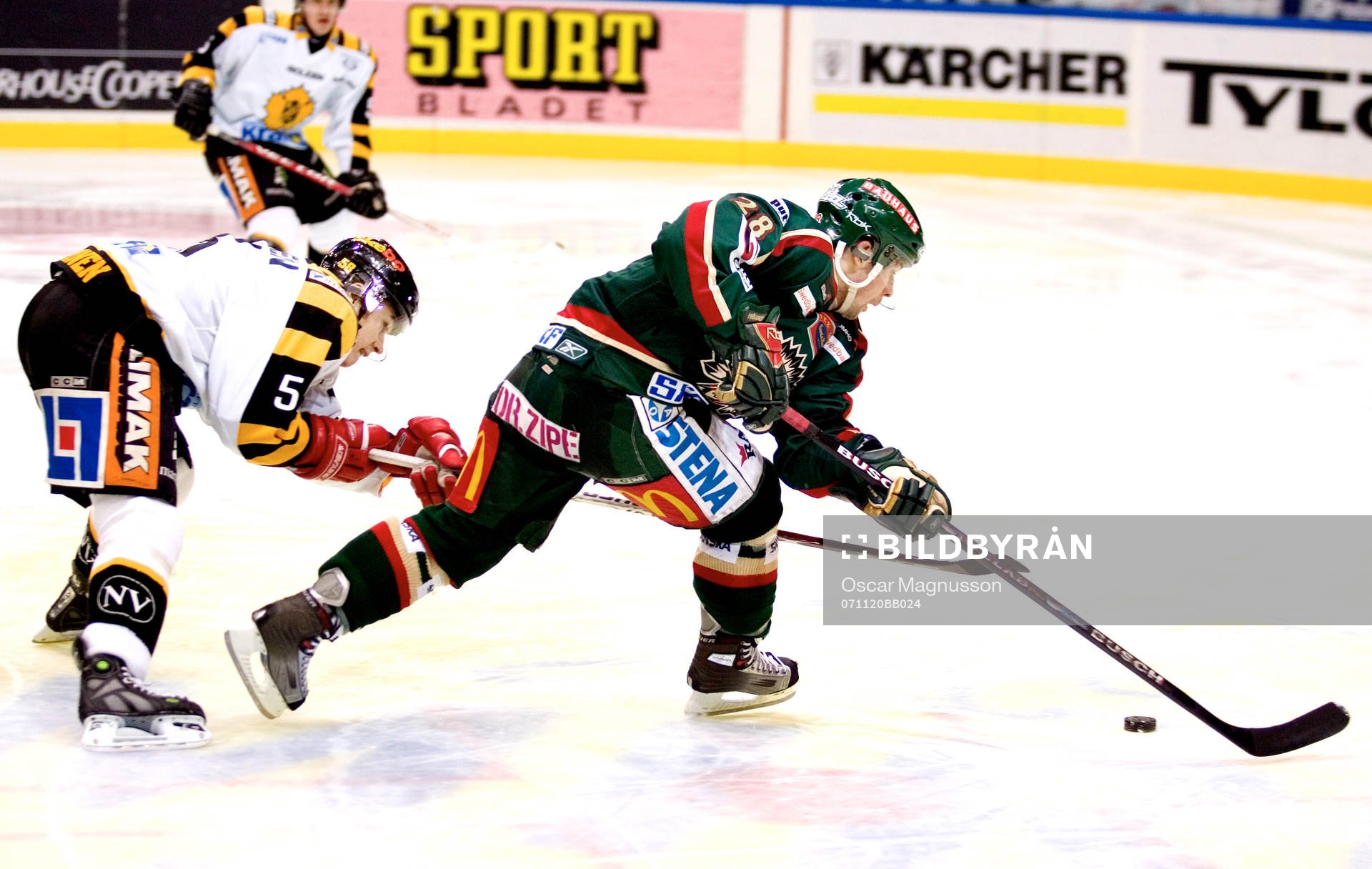 Jonas Lennartsson, Skellefteå och Martin Plüss, Frölunda