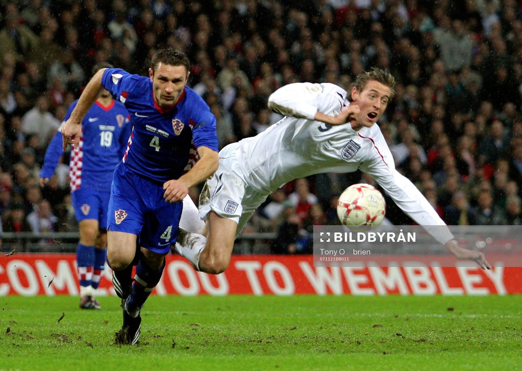  Robert Kovac och Peter Crouch.