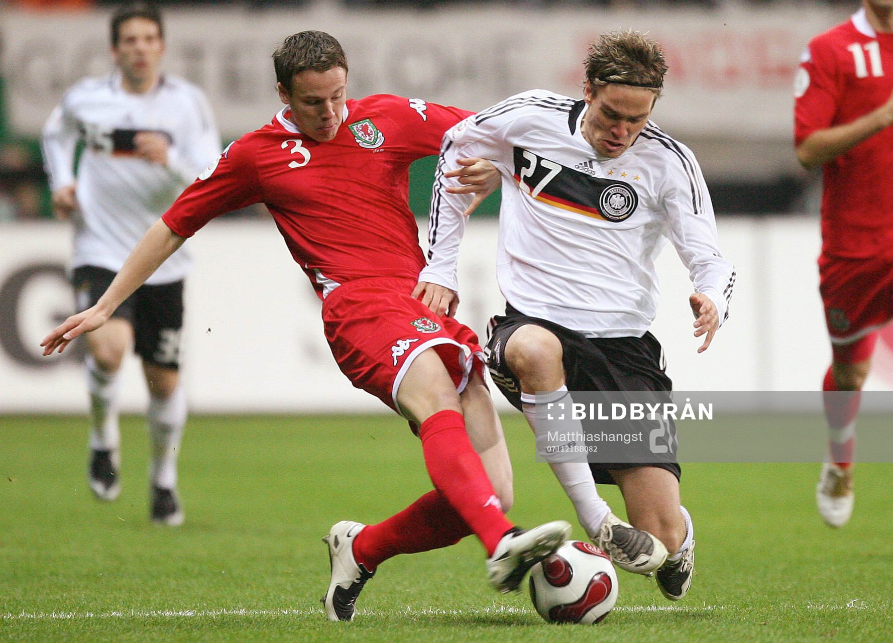 Christopher Ross Gunter, Wales och Clemens Fritz, Tyskland