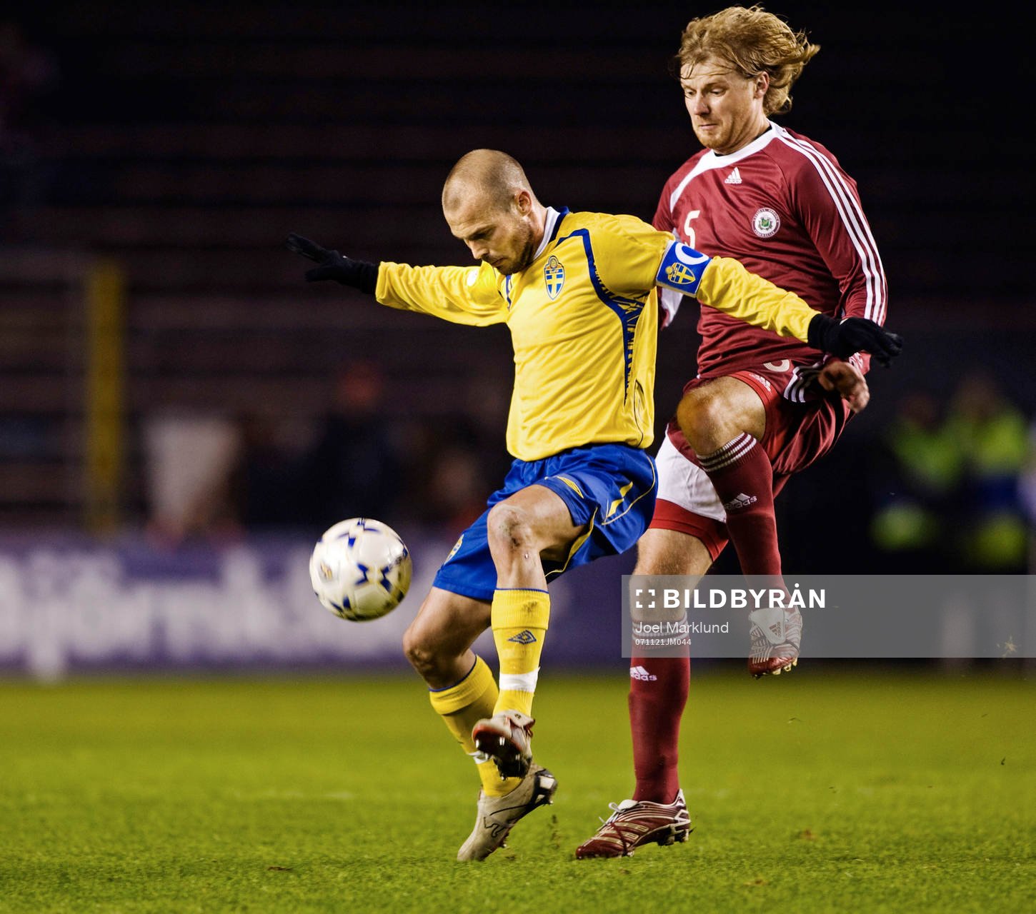Fredrik Ljungberg, Sverige, Juris Laizãns, Lettland