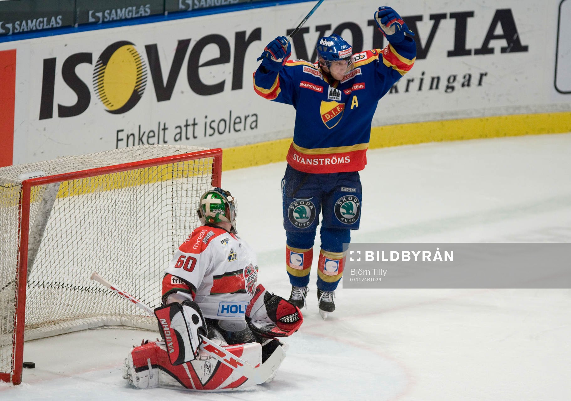 Karol Krizan, målvakt, MODO, och Christian Eklund,