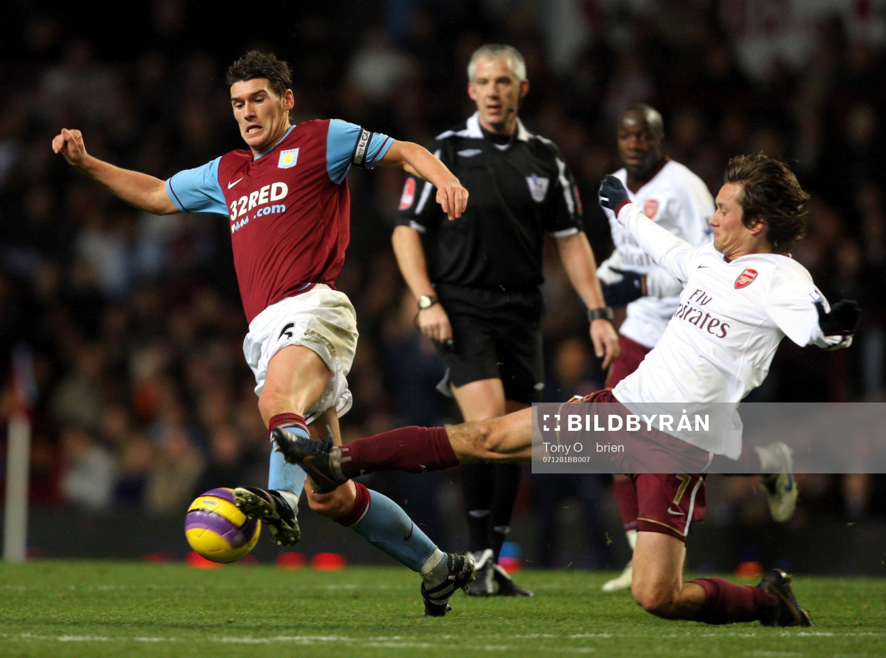 Gareth Barry, Aston Villa och Tomas Rosicky, Arsenal