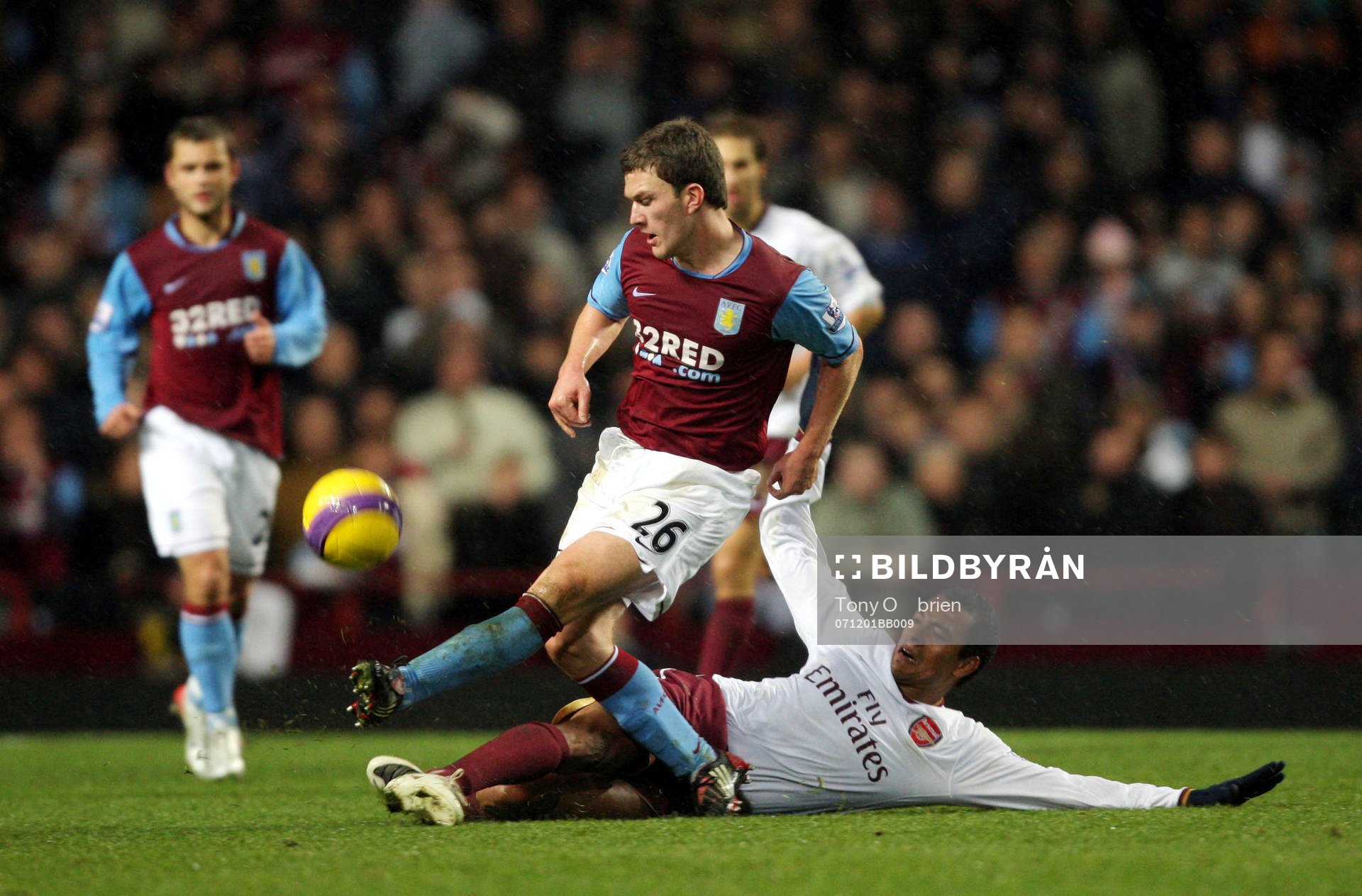 Craig Gardner, Aston Villa och Gilberto Silva, Arsenal