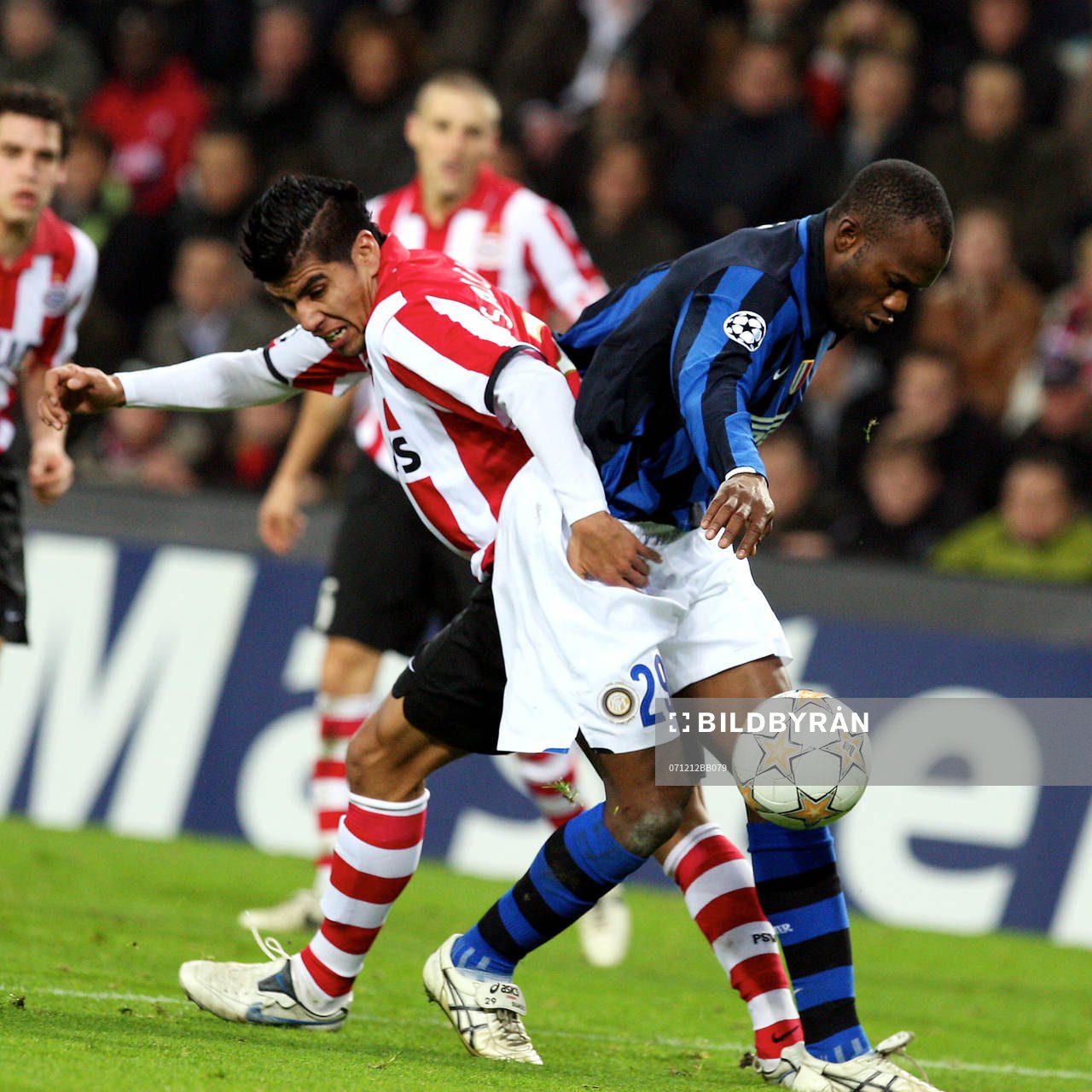 Salcido och David Suazo