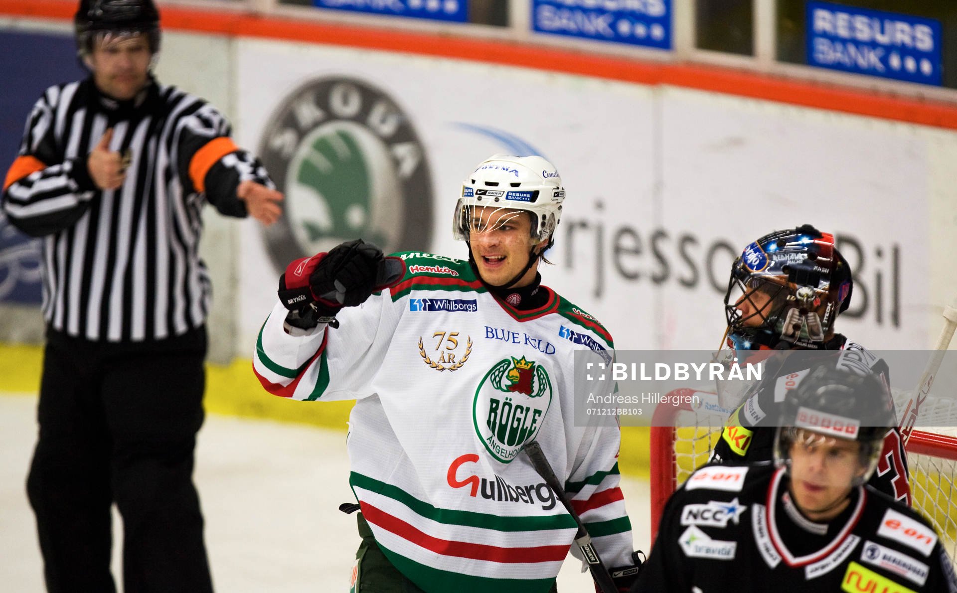Johannes Salmonsson kvitterar till 1-1 på Jani Hurme,