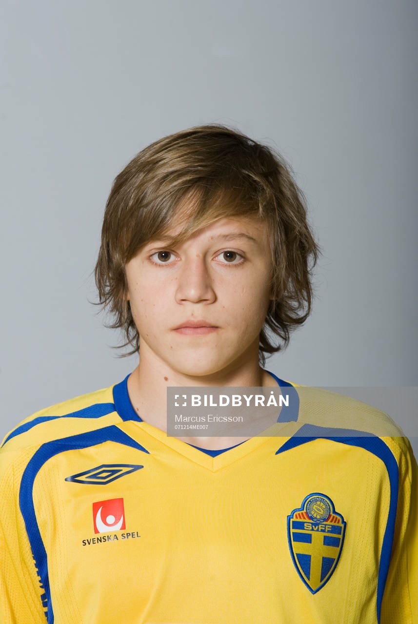 Simon Thern
