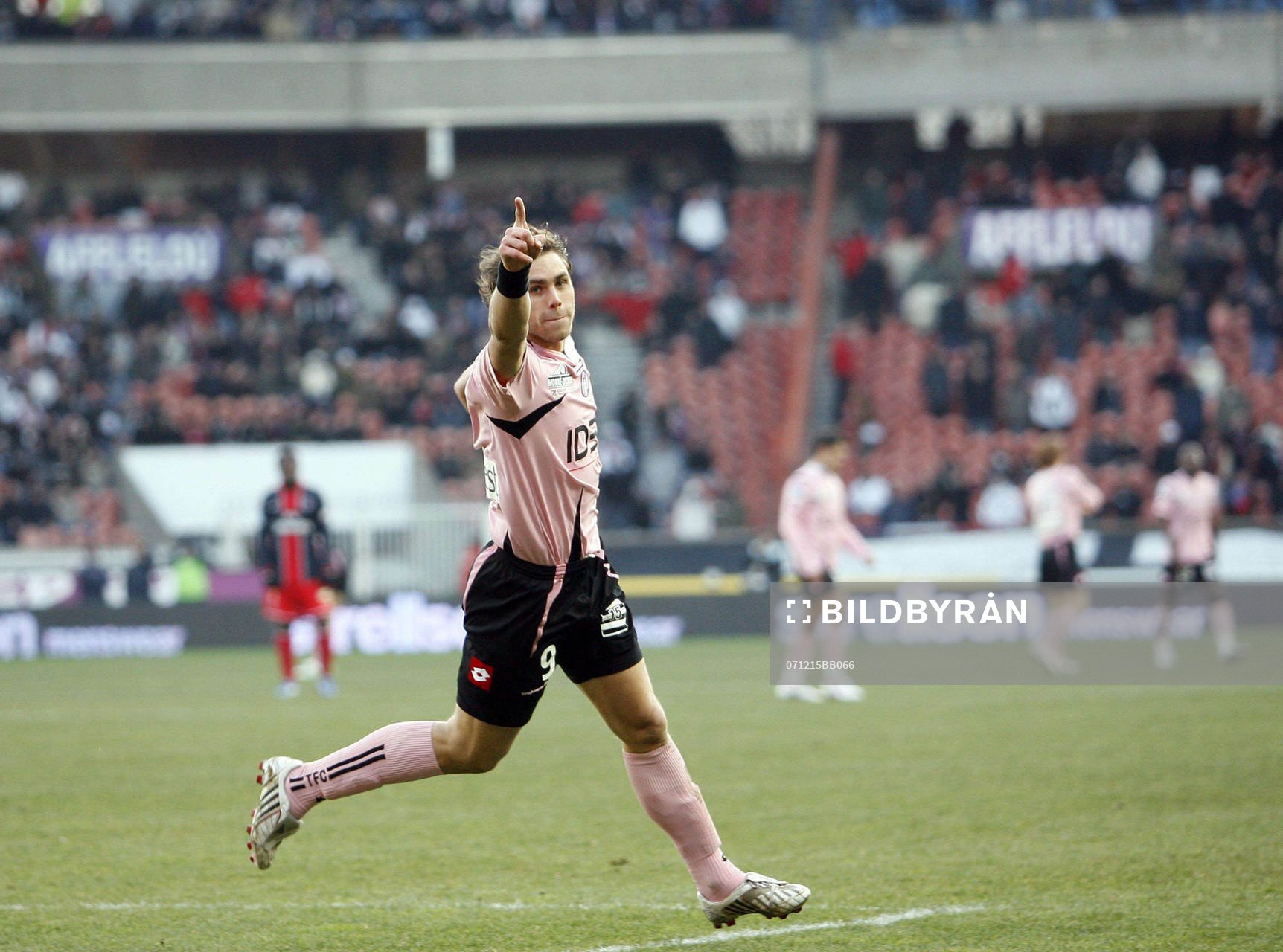 Johan Elmander, jubel