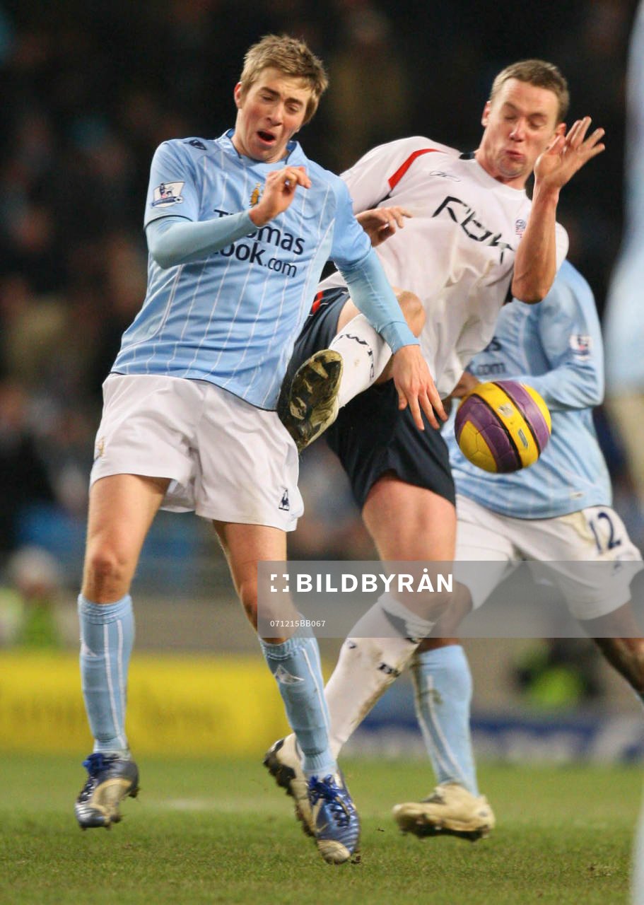 Kevin Nolan och Michael Johnson