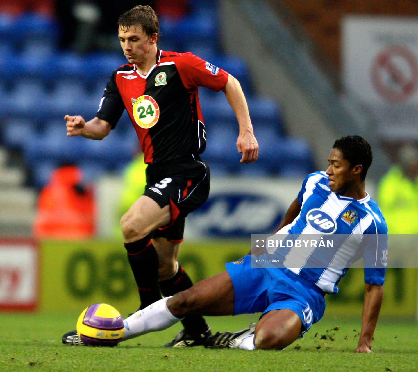 Stephen Warnock ochAntonio Valencia