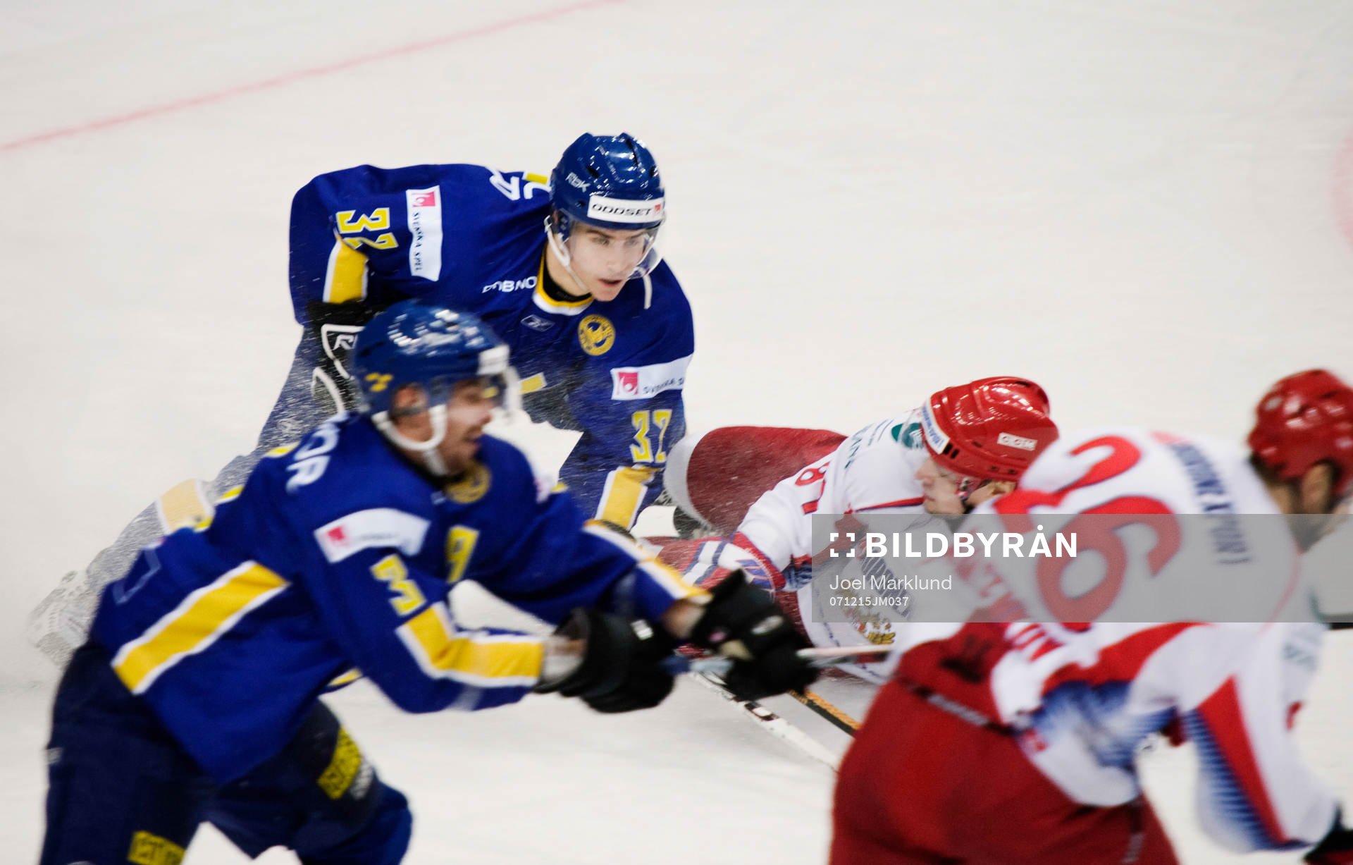 Tobias Viklund, Sverige, mitt i en ryssröra