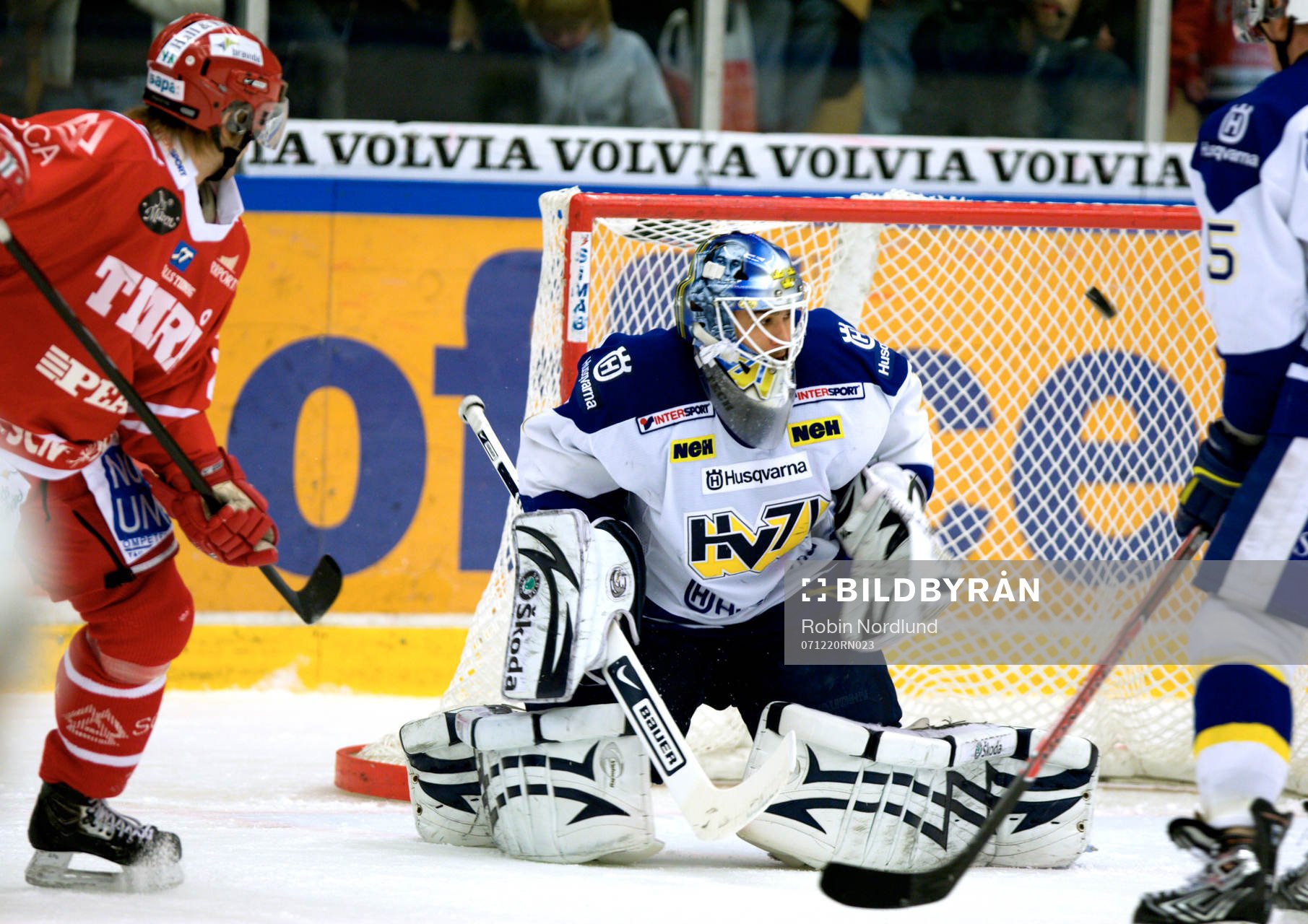 Timo Pärssinen, Timrå gör 1-1 på Stefan Liv, Målvakt