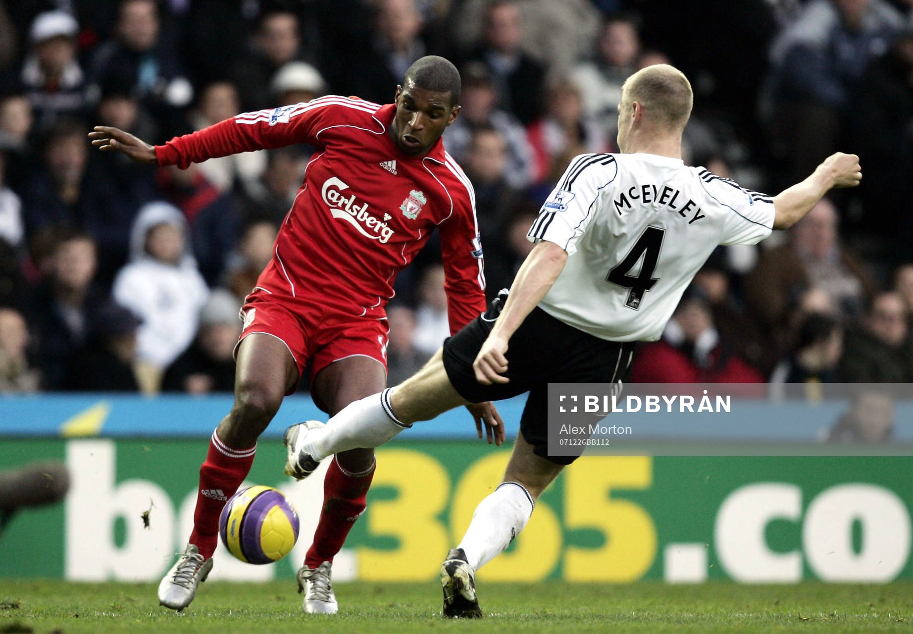 Ryan Babel, Liverpool och Jay McEveley, Derby