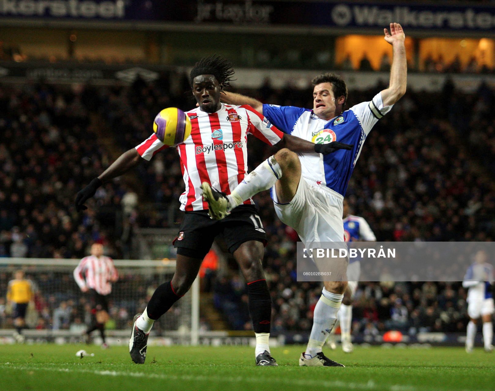 Kenwyne Jones och Ryan Nelson