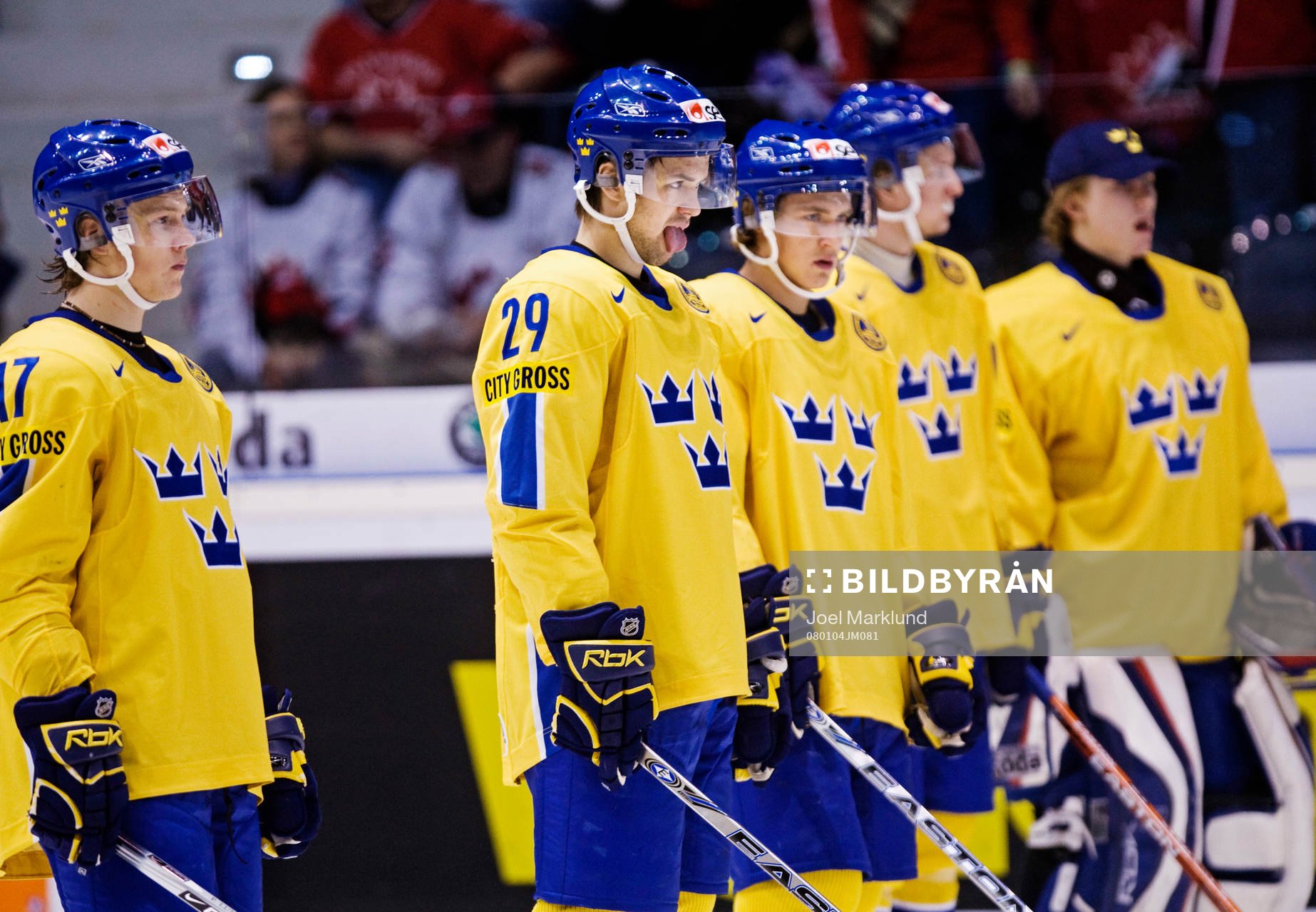Johan Alcén visar sitt fighting face innan matchstart