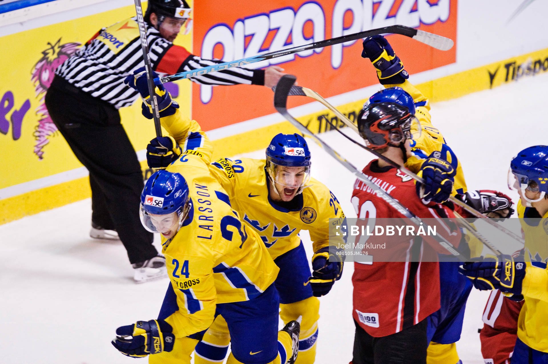 Tomas Larsson, Sverige, jubel